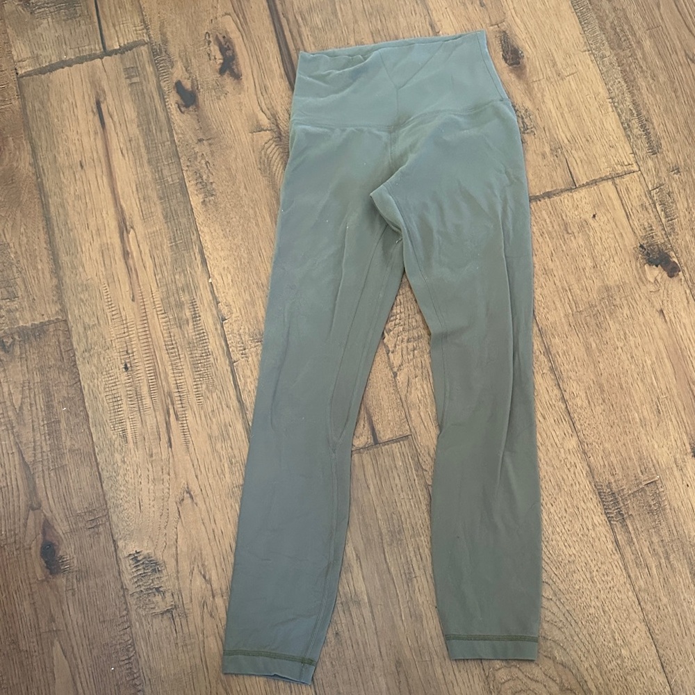 Lululemon Olive Green High-Waisted Leggings ALIGN